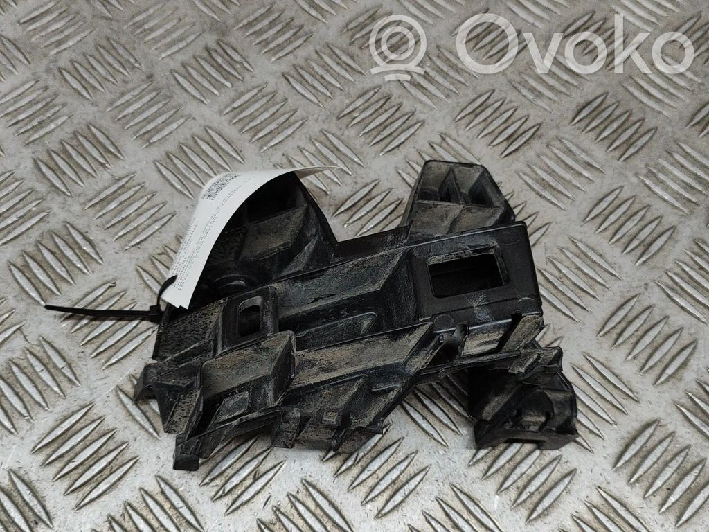 Volkswagen PASSAT B8 Staffa di rinforzo montaggio del paraurti posteriore 
