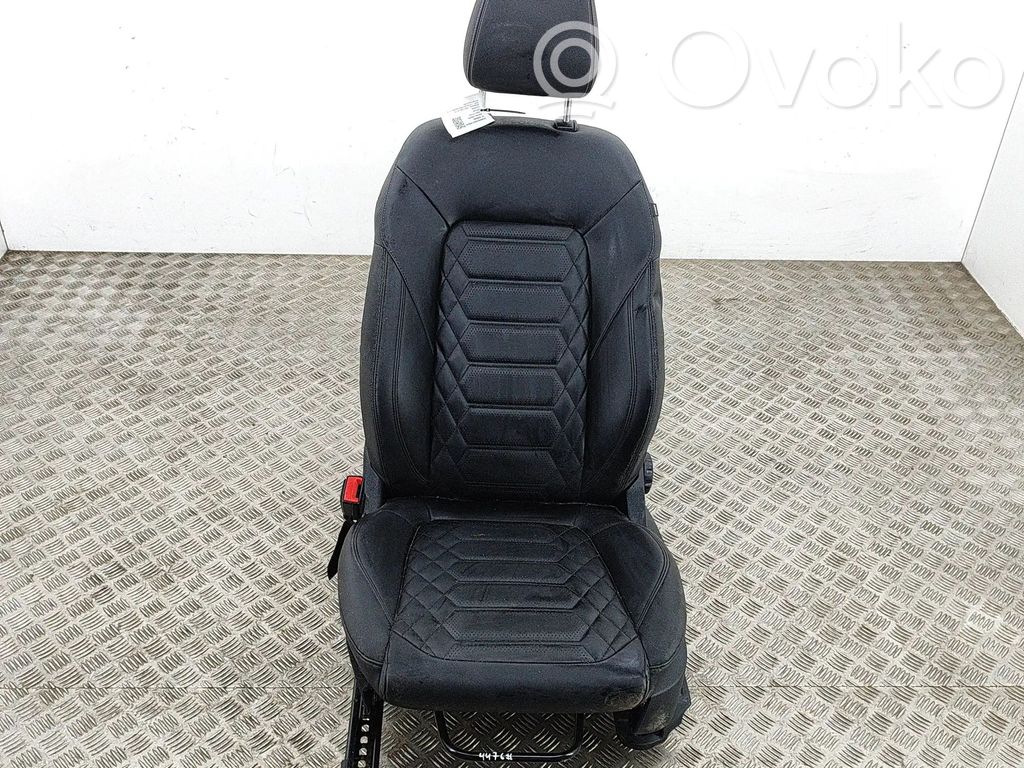 Fotel przedni kierowcy   HU5A96608A15AA,L1TA61705CE