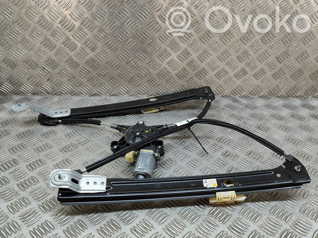 Skoda Karoq Elektryczny podnośnik szyby drzwi 