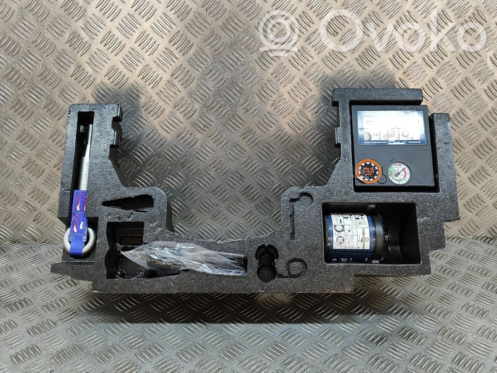 Volvo XC40 Other trunk/boot trim element 