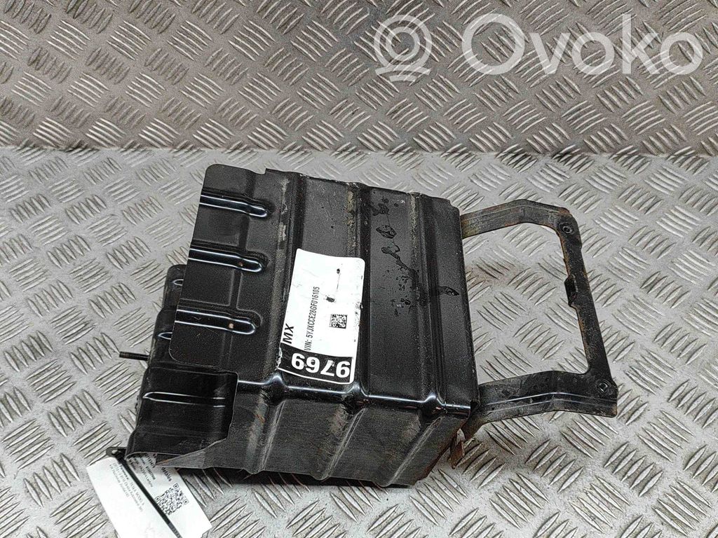 Tesla Model X Support boîte de batterie 