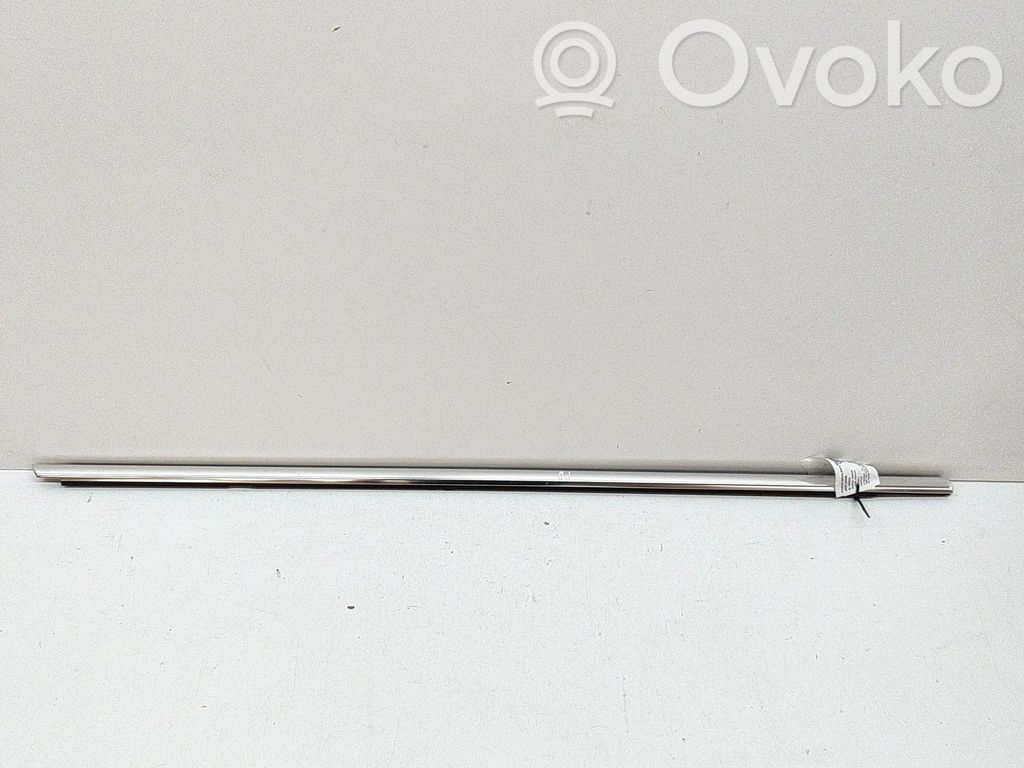 Volkswagen Touareg II Cheder geam