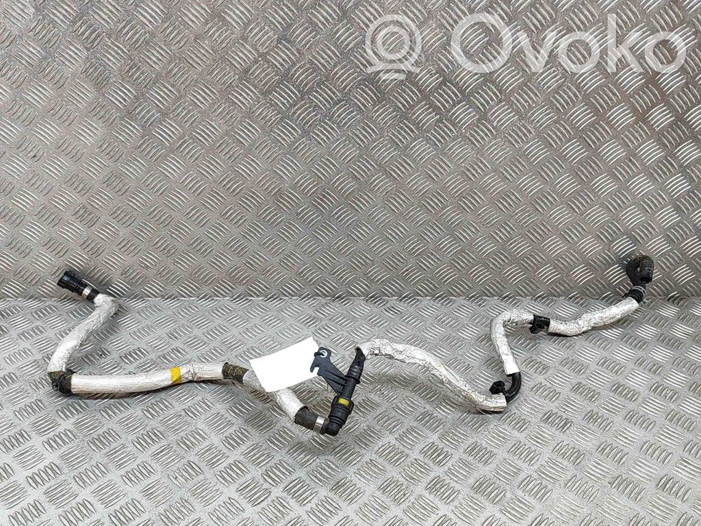 Volvo S90, V90 Kühlleitung / Kühlschlauch 