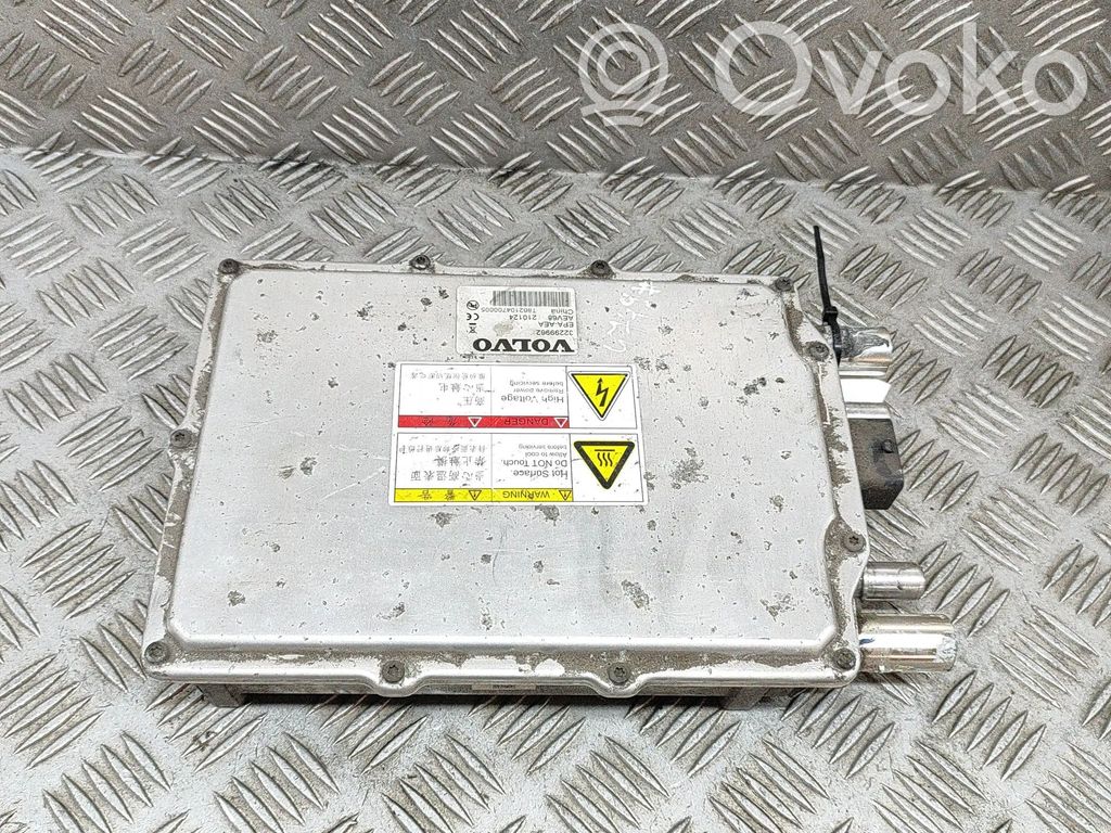 Volvo S90, V90 Inversor/convertidor de voltaje 