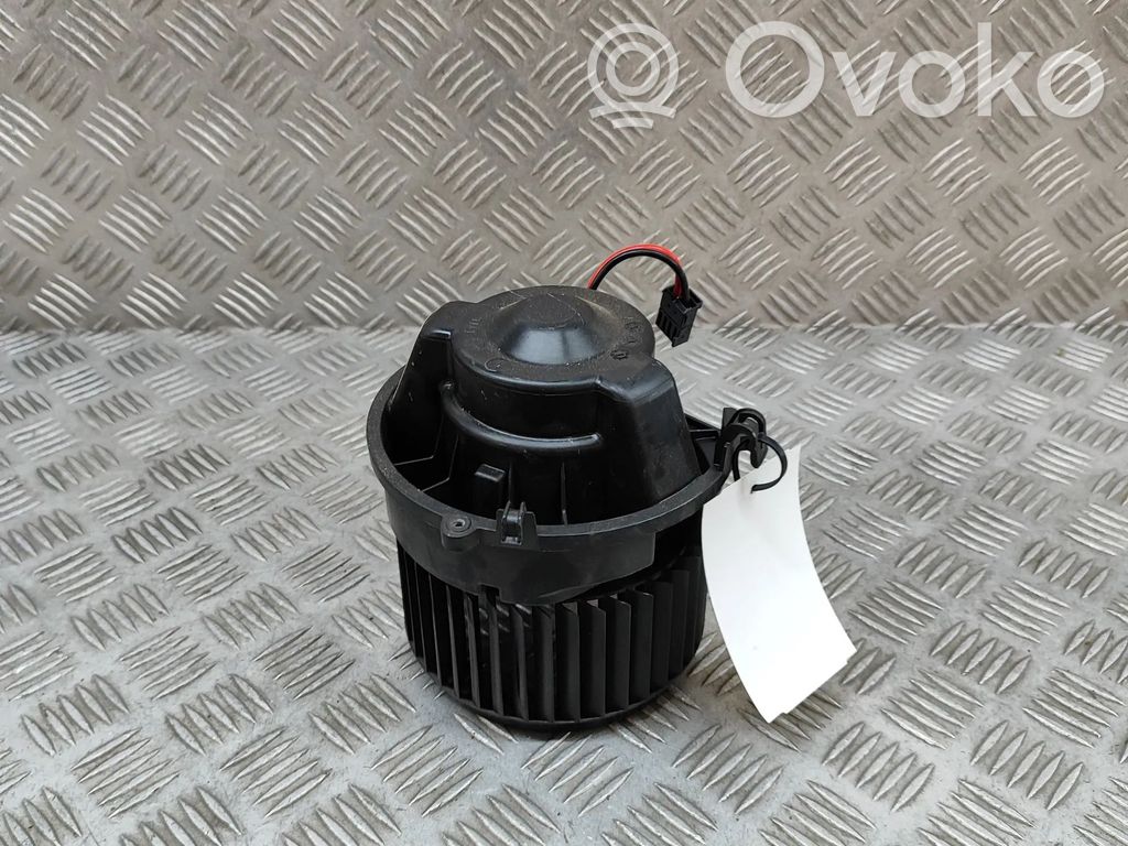 Heizungslüfter   9297751