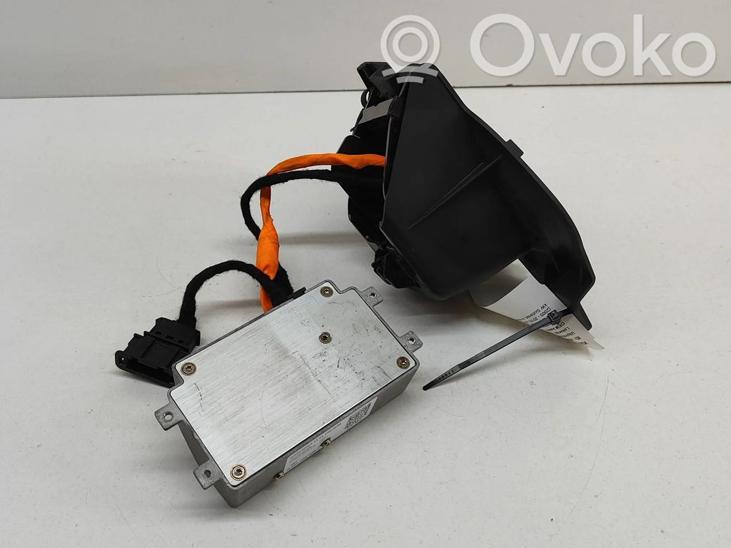 Audi A8 S8 D4 4H Convertisseur / inversion de tension inverseur 