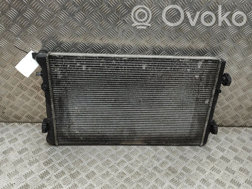 Volkswagen Golf IV Radiador del refrigerante 