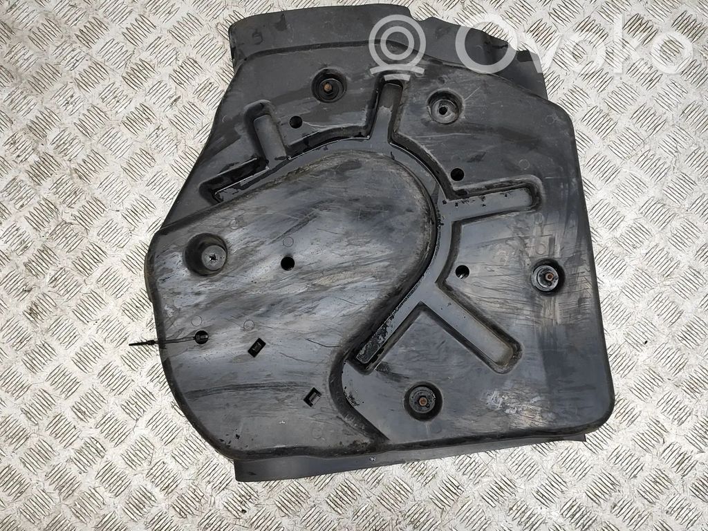 Placa protectora del centro/medio   A2076930000
