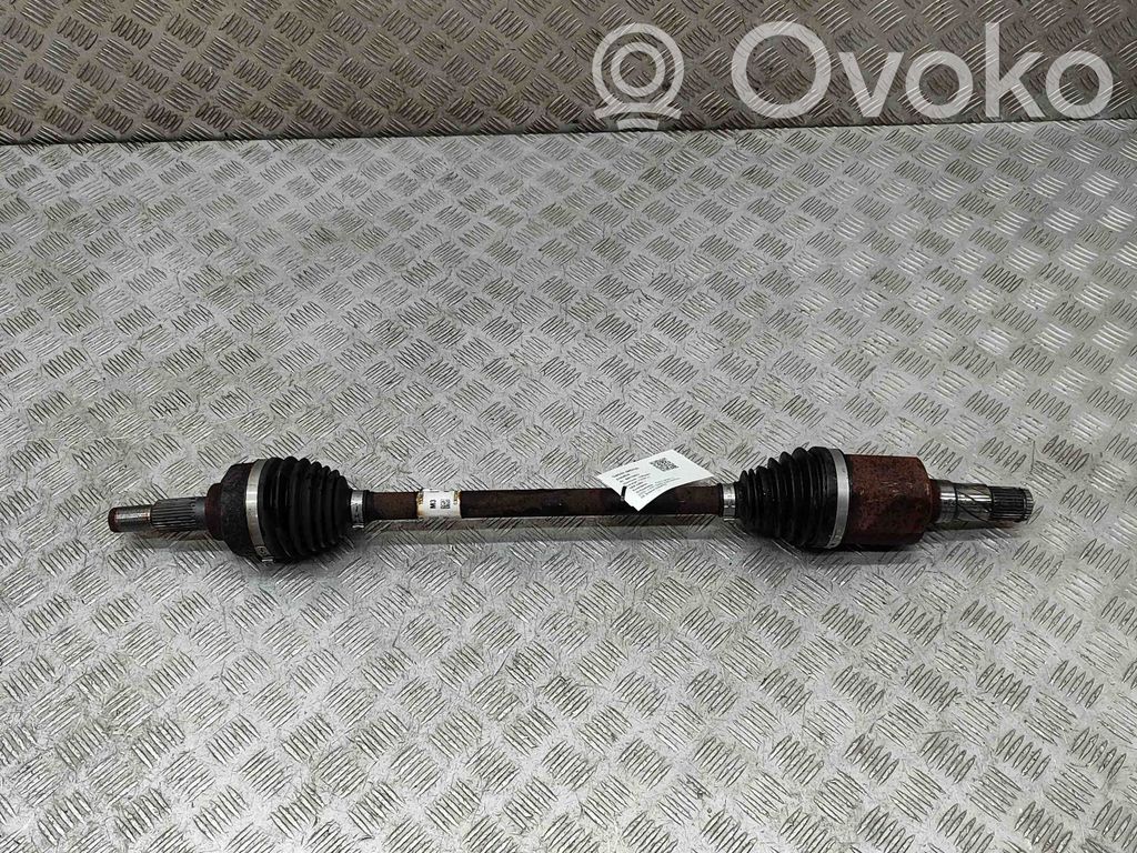 Półoś tylna   153667000B