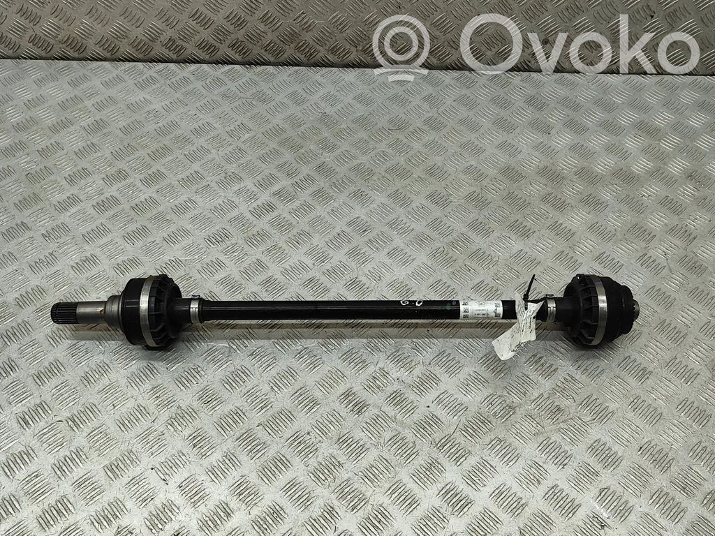 Takavetoakseli   8665784