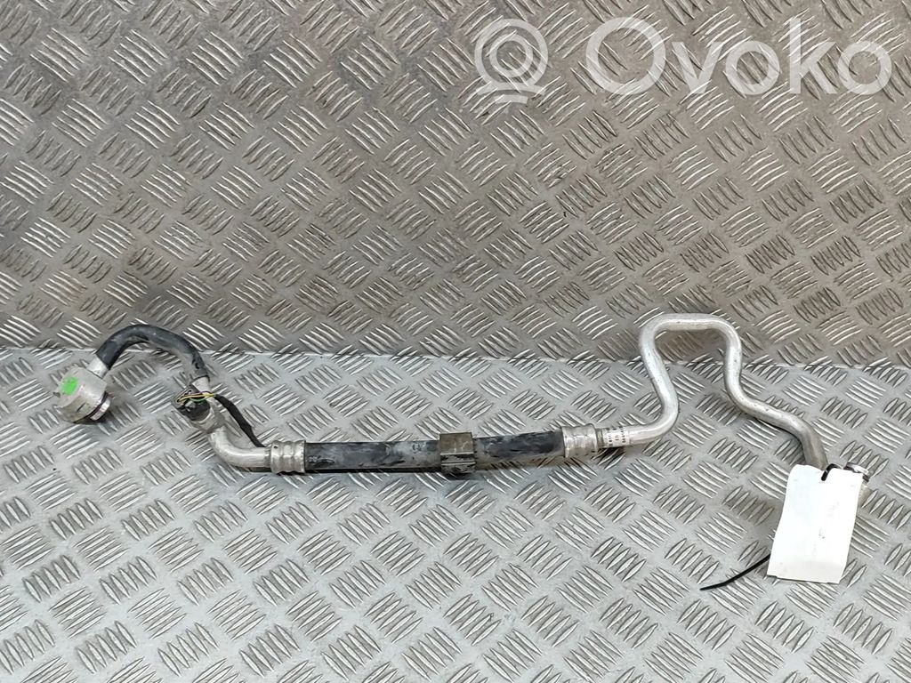 Audi e-tron Tubo flessibile aria condizionata (A/C) 