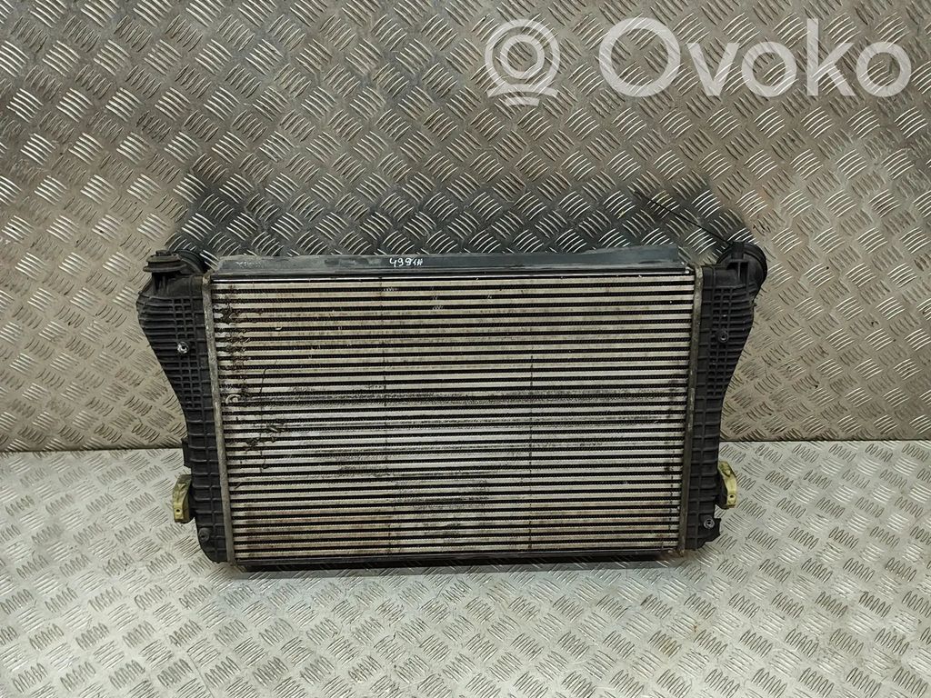 Volkswagen PASSAT B7 Radiatore intercooler