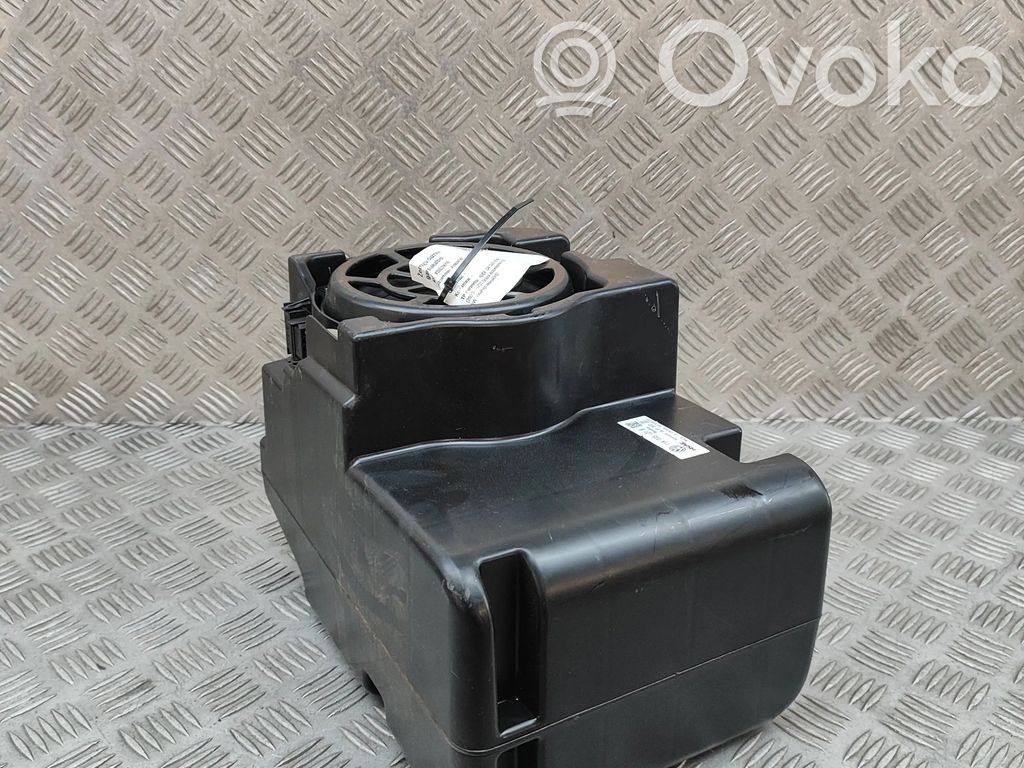 Audi Q4 e-tron Altavoz subwoofer 