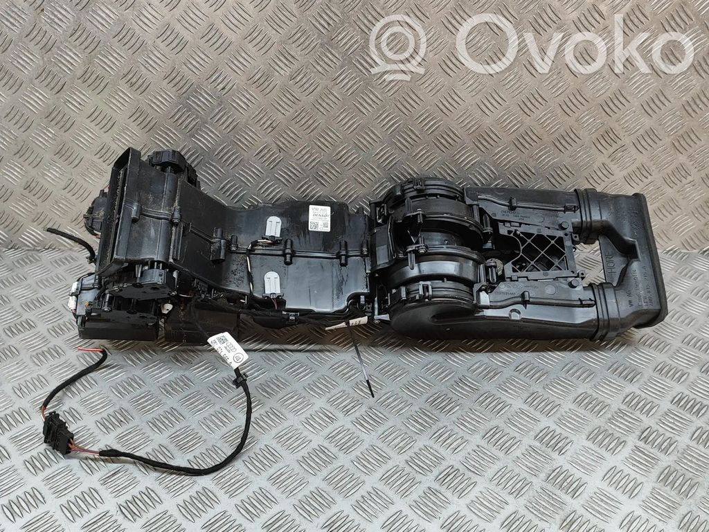 Audi Q8 Scatola climatizzatore riscaldamento abitacolo assemblata 