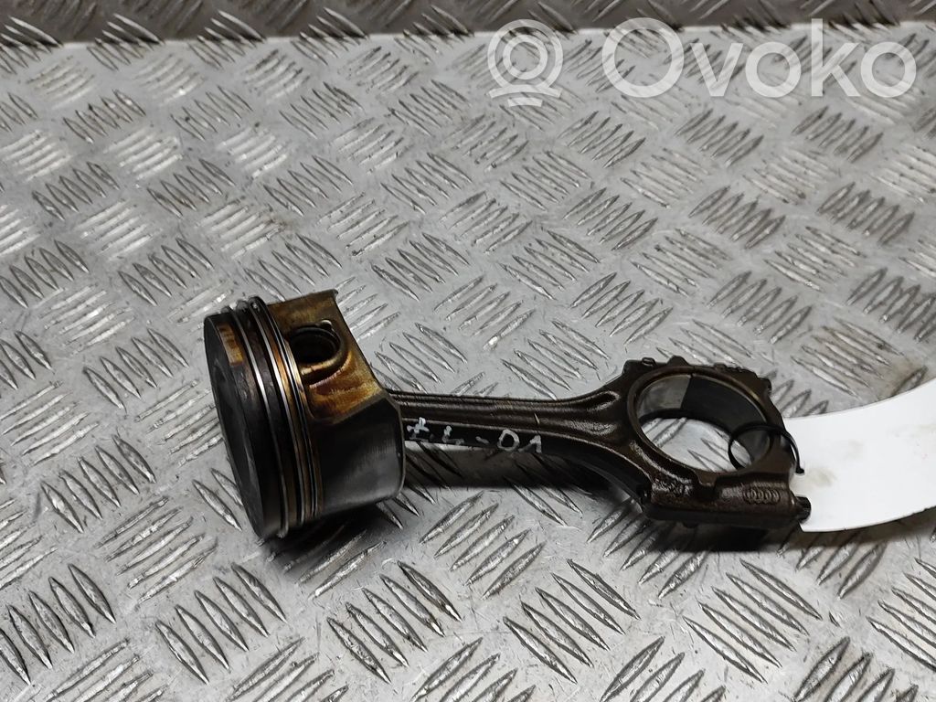 Volkswagen Golf V Pistón 