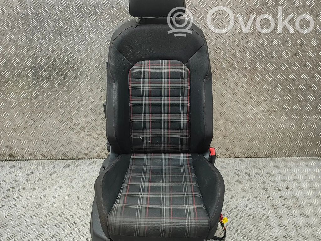 Volkswagen Golf VII Sedile anteriore del passeggero