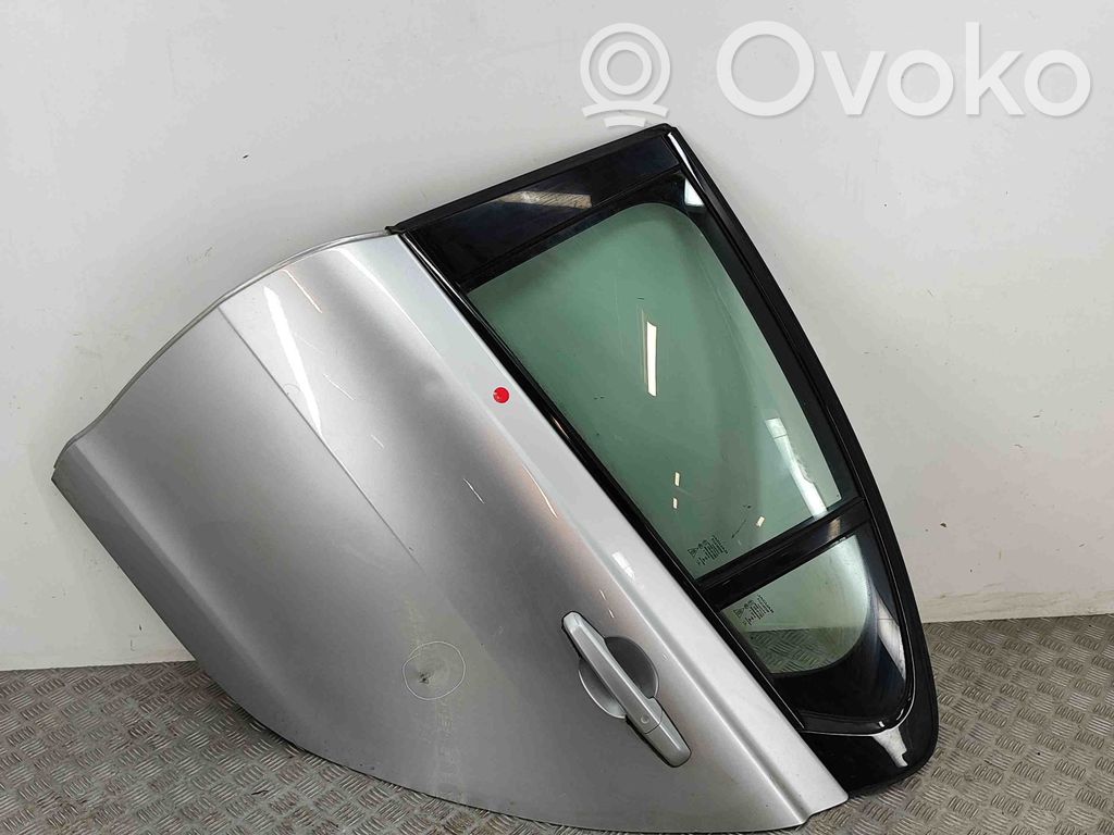 Jaguar XE Puerta trasera 