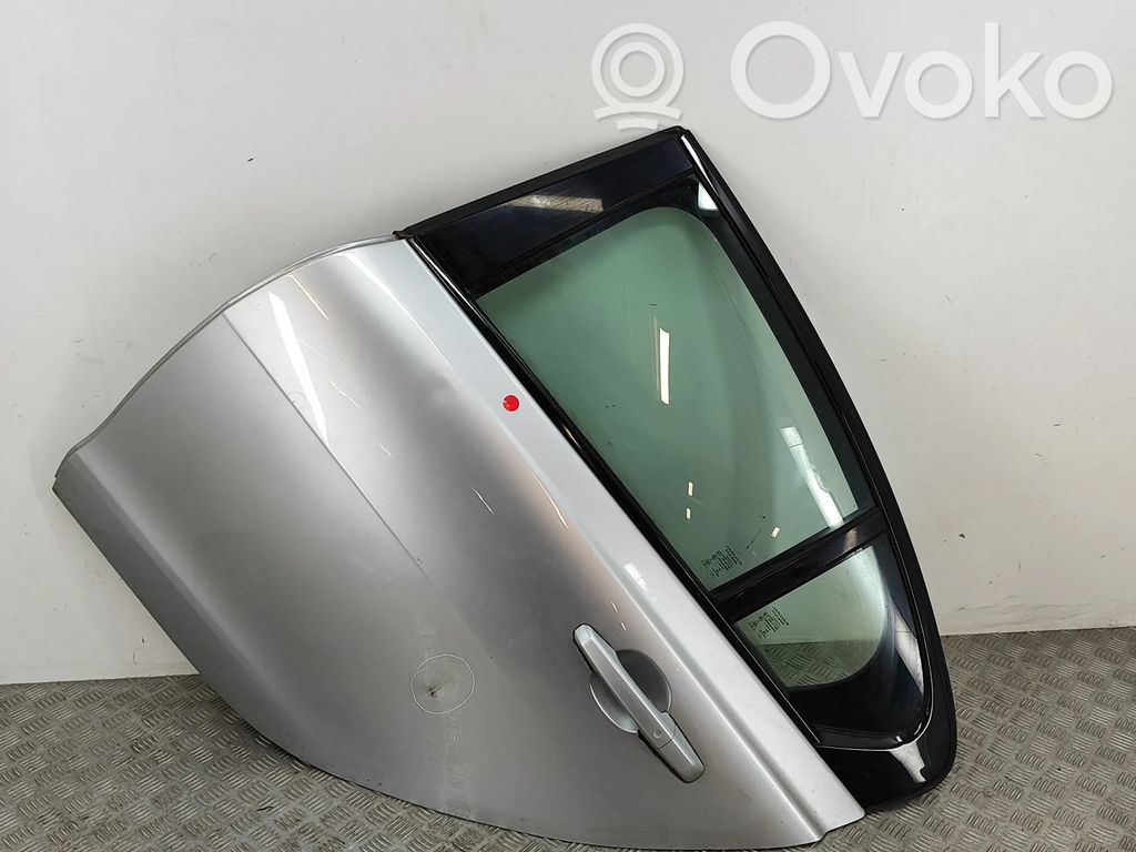 Jaguar XE Takaovi