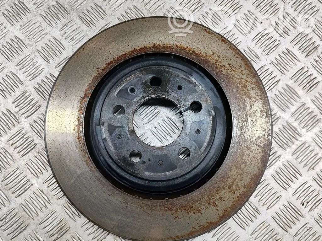Tesla Model Y Takajarrulevy 