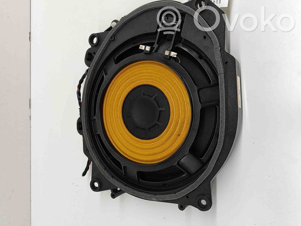 BMW iX Altavoz subwoofer 