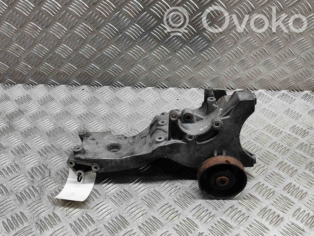 Audi A4 S4 B6 8E 8H Suport generator/alternator 