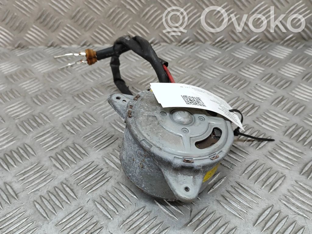 Opel Vivaro Elektryczny wentylator chłodnicy 
