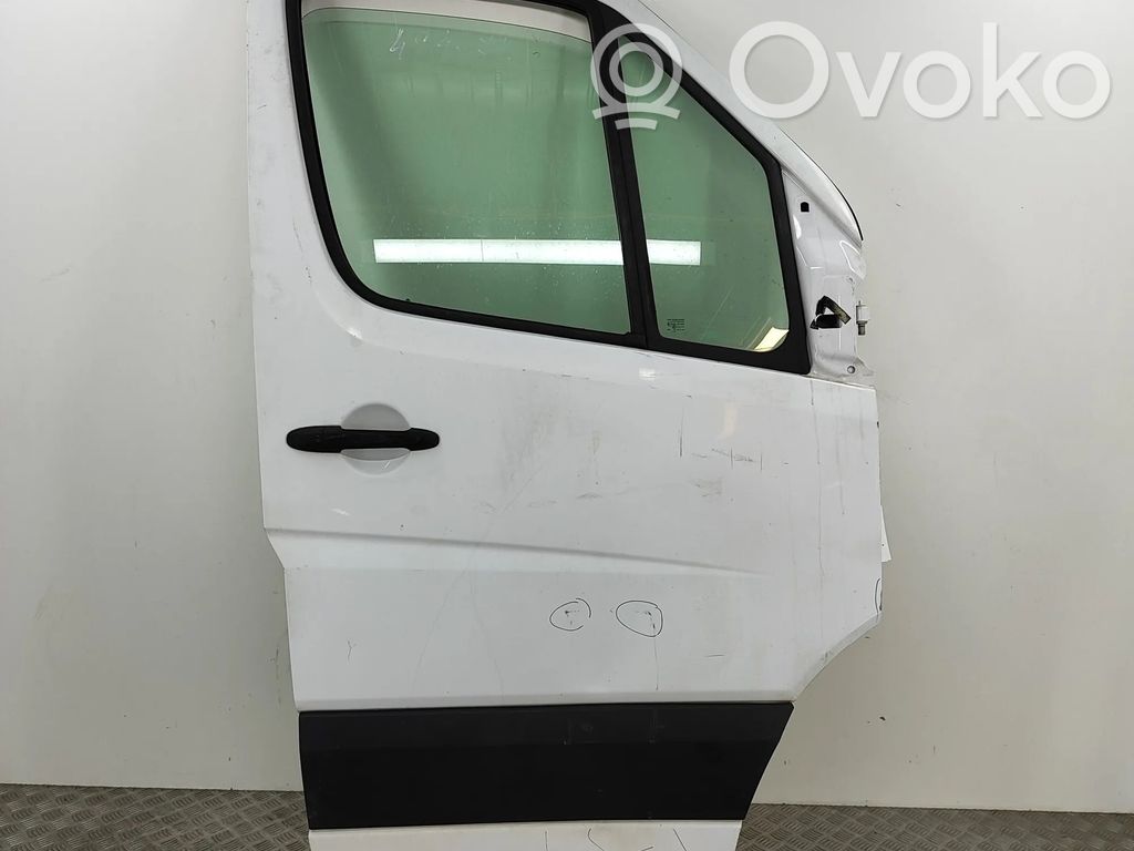Mercedes-Benz Sprinter W906 Puerta delantera 