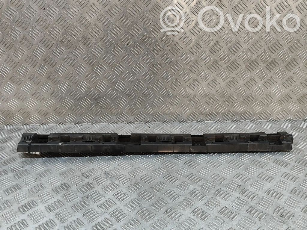 Polestar 2 Sill/side skirt trim 