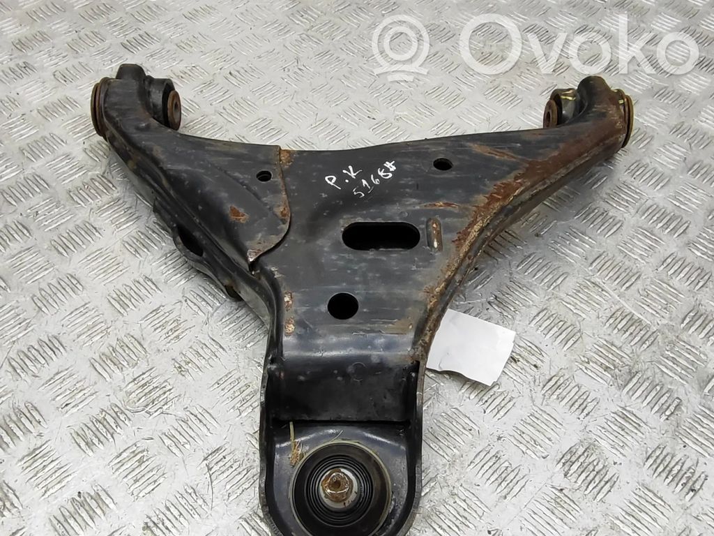 Front lower control arm/wishbone   EB3C3079