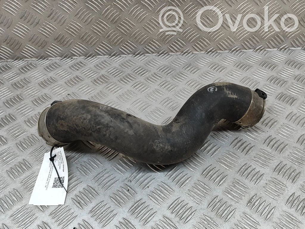 Mercedes-Benz E C207 W207 Furtun/conductă intercooler 