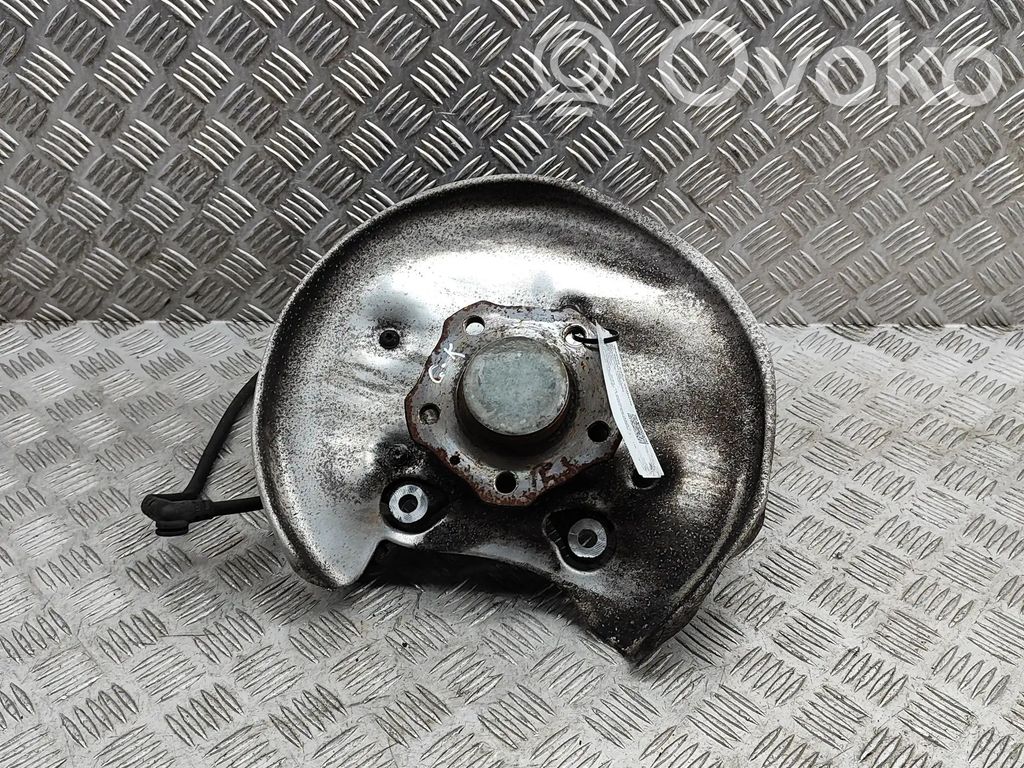 Piasta koła tylnego   8W0598611A,8W0505431P