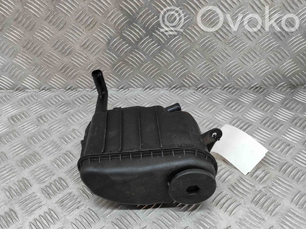 BMW 6 F12 F13 Ohjaustehostimen nestesäiliö 