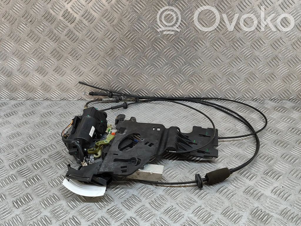 Chrysler Voyager Zamek drzwi tylnych 