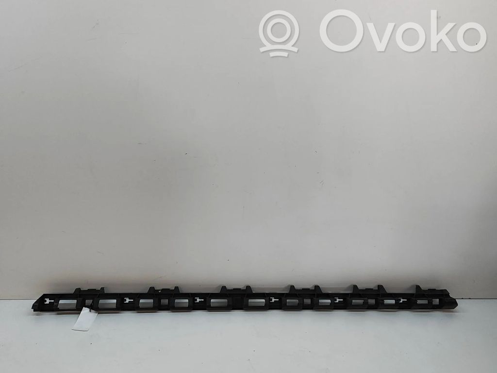 Volkswagen PASSAT B8 Kynnyksen/sivuhelman lista 