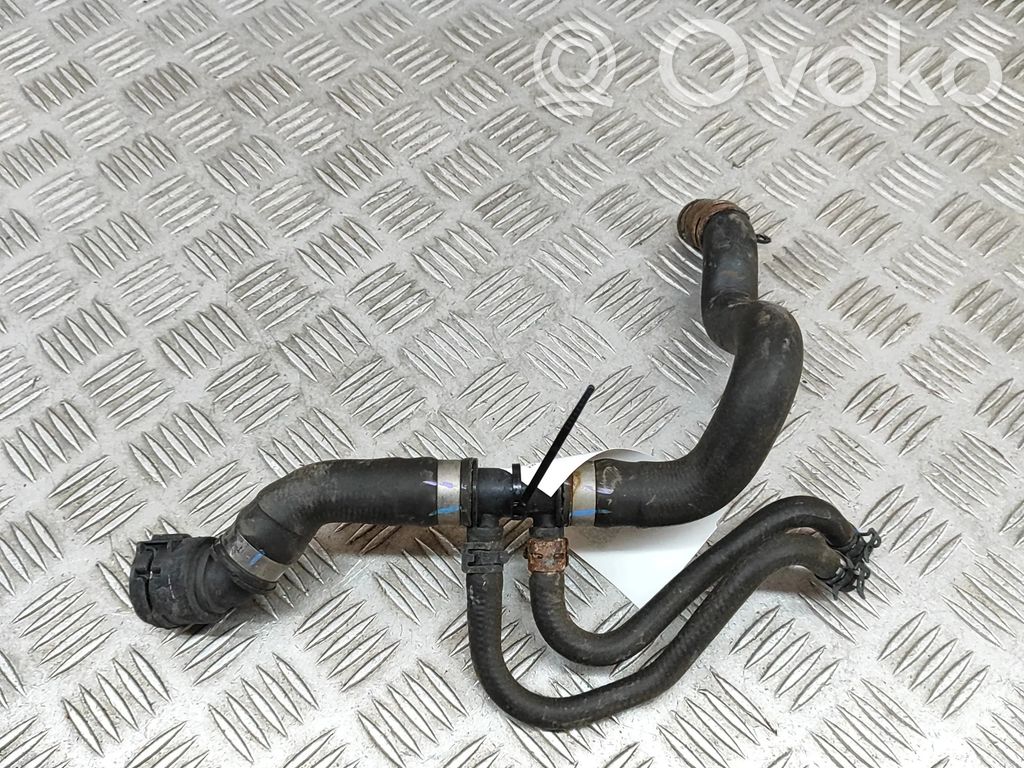 Mercedes-Benz GLE W167 Tubo flessibile del liquido di raffreddamento del motore
