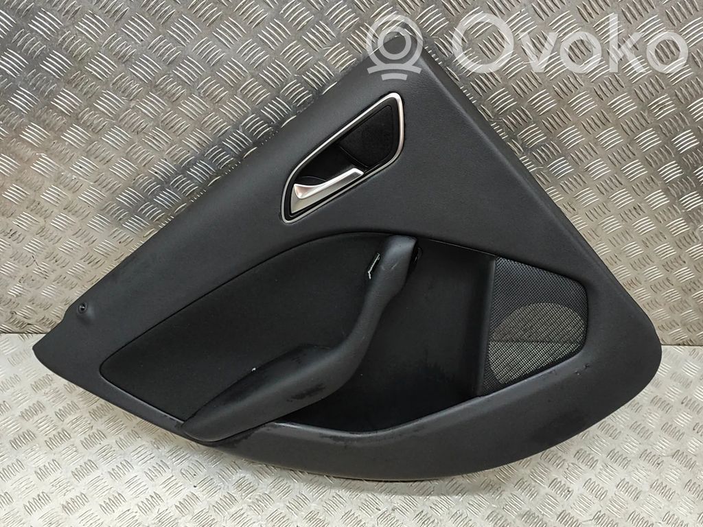 Mercedes-Benz B W246 W242 Boczki / Poszycie drzwi tylnych
