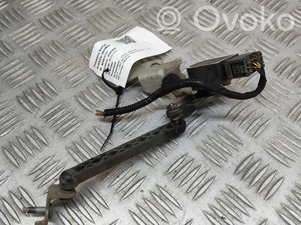 Volvo XC40 Sensor de nivel del faro delantero/principal 
