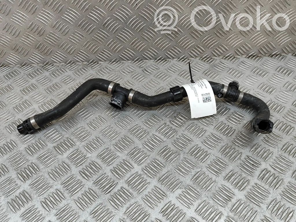 Mercedes-Benz EQA Conductă/furtun lichid de răcire motor 