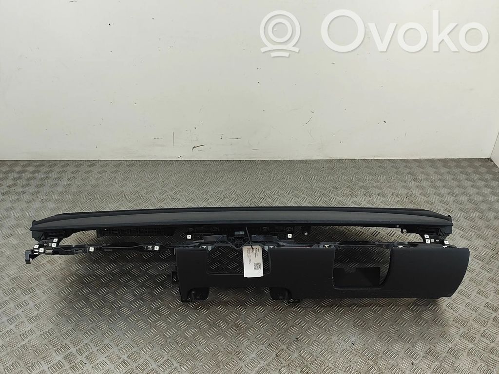 Dashboard   165930100A