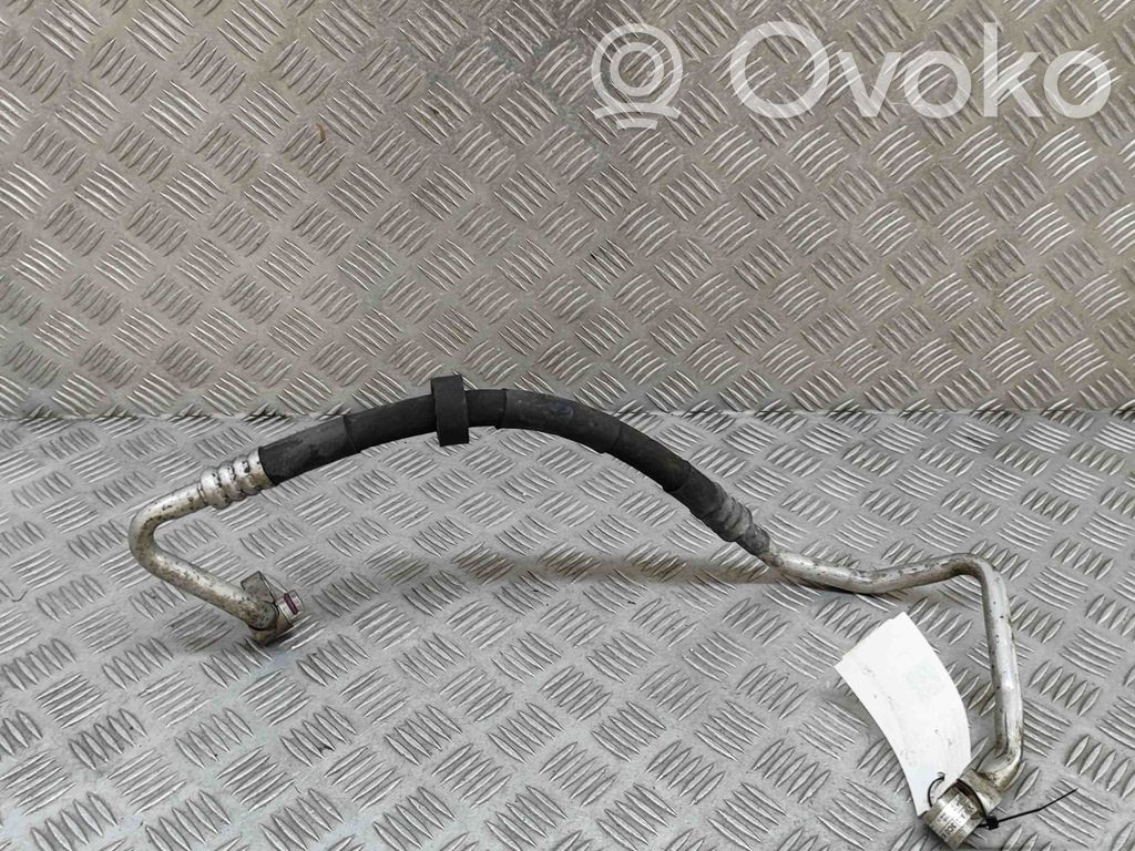 Ilmastointilaitteen putki (A/C)   3C0820721R