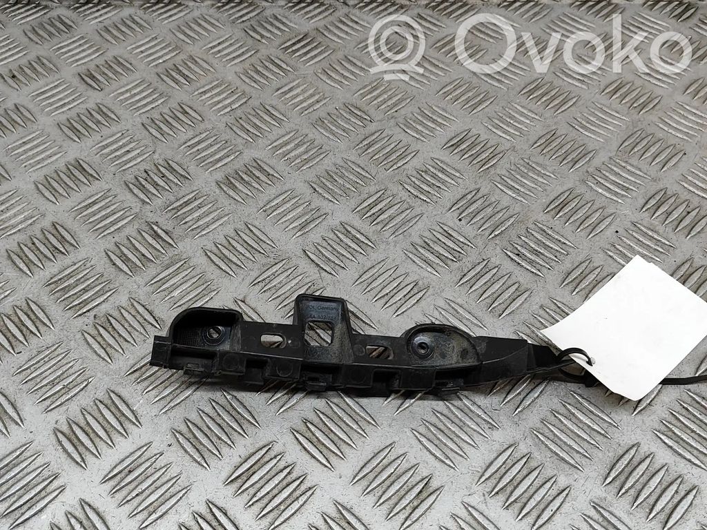 Volkswagen PASSAT B7 Staffa di rinforzo montaggio del paraurti anteriore 