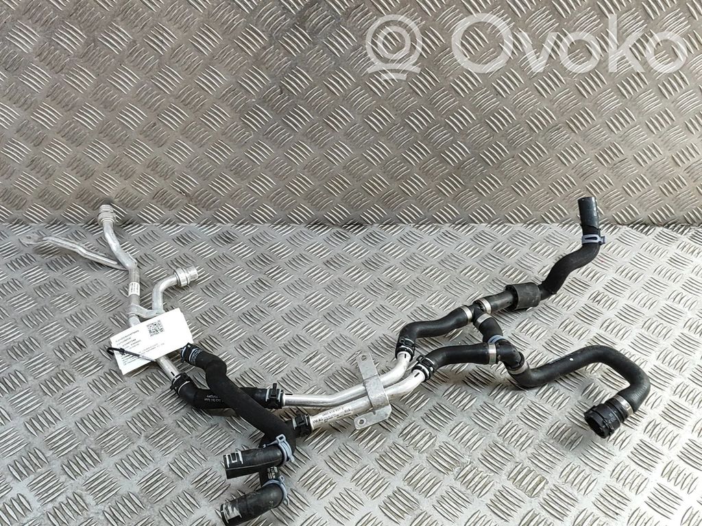 Volkswagen Touareg III Przewód / Wąż chłodnicy 
