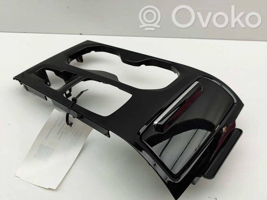 Volvo XC40 Otros elementos de la consola central (túnel) 