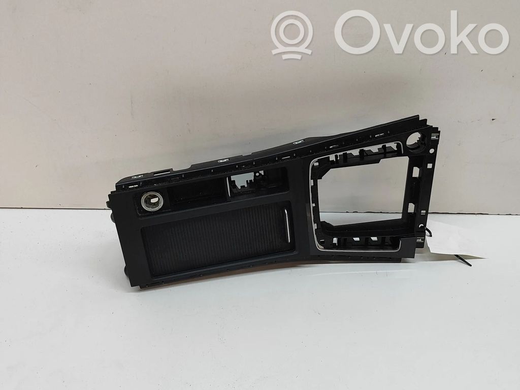 Volkswagen Golf VII Muu keskikonsolin (tunnelimalli) elementti 