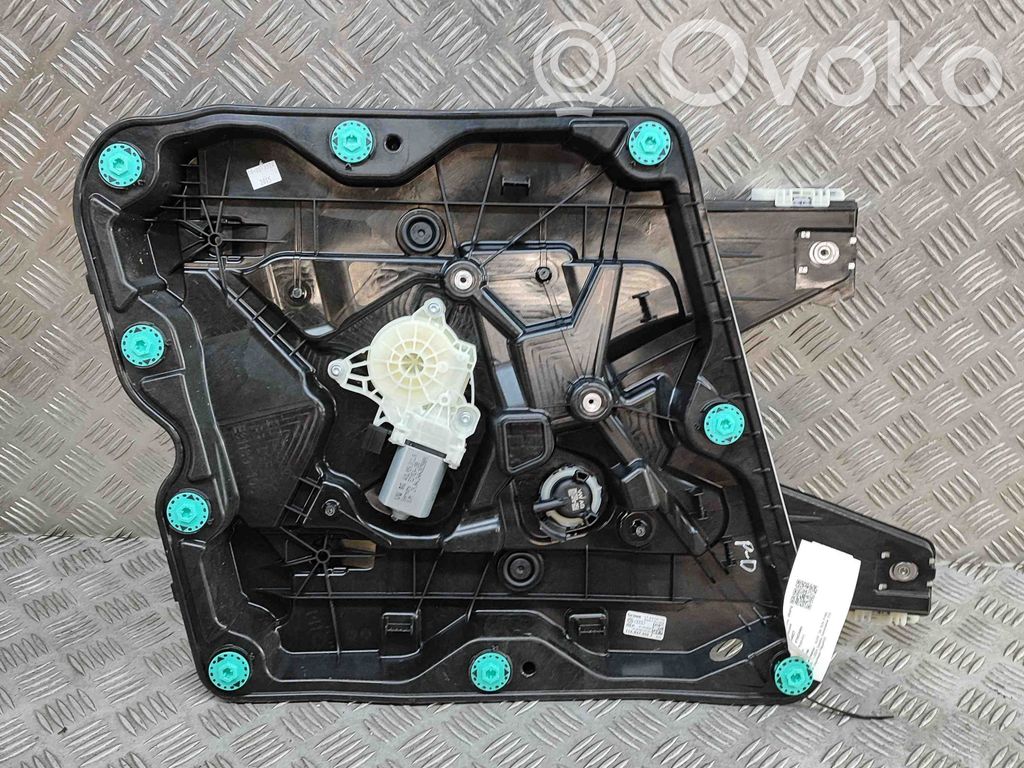 Audi Q4 e-tron Macara ușă față cu motor 