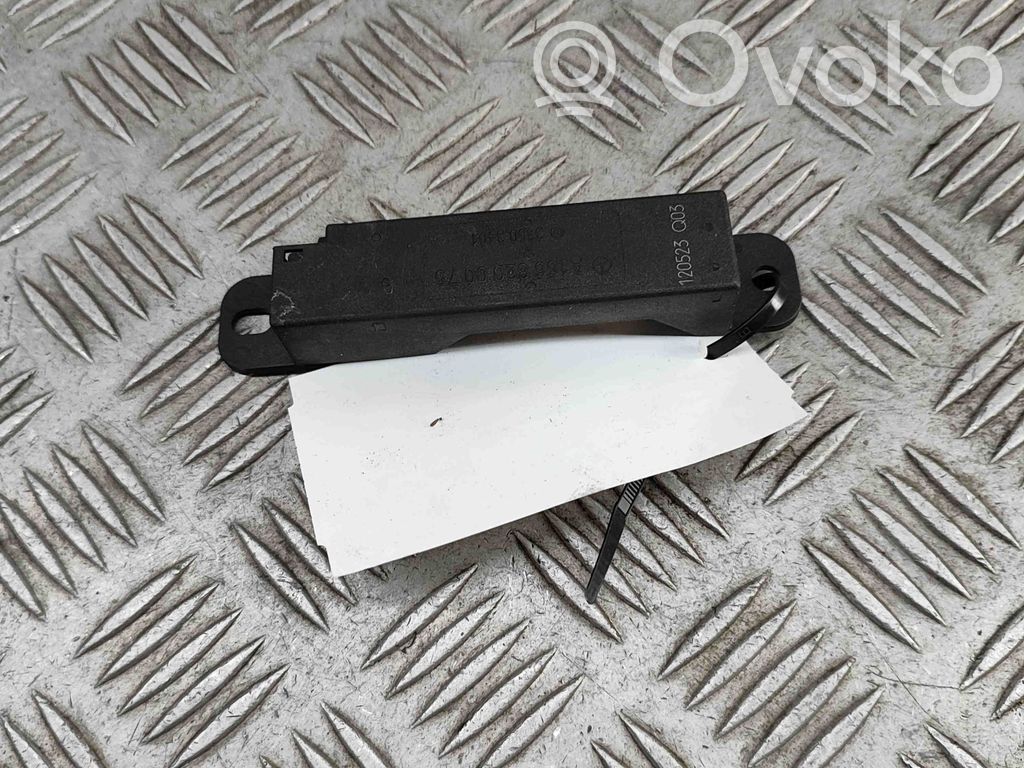 Mercedes-Benz ML W166 Antenna di sistema senza chiave 
