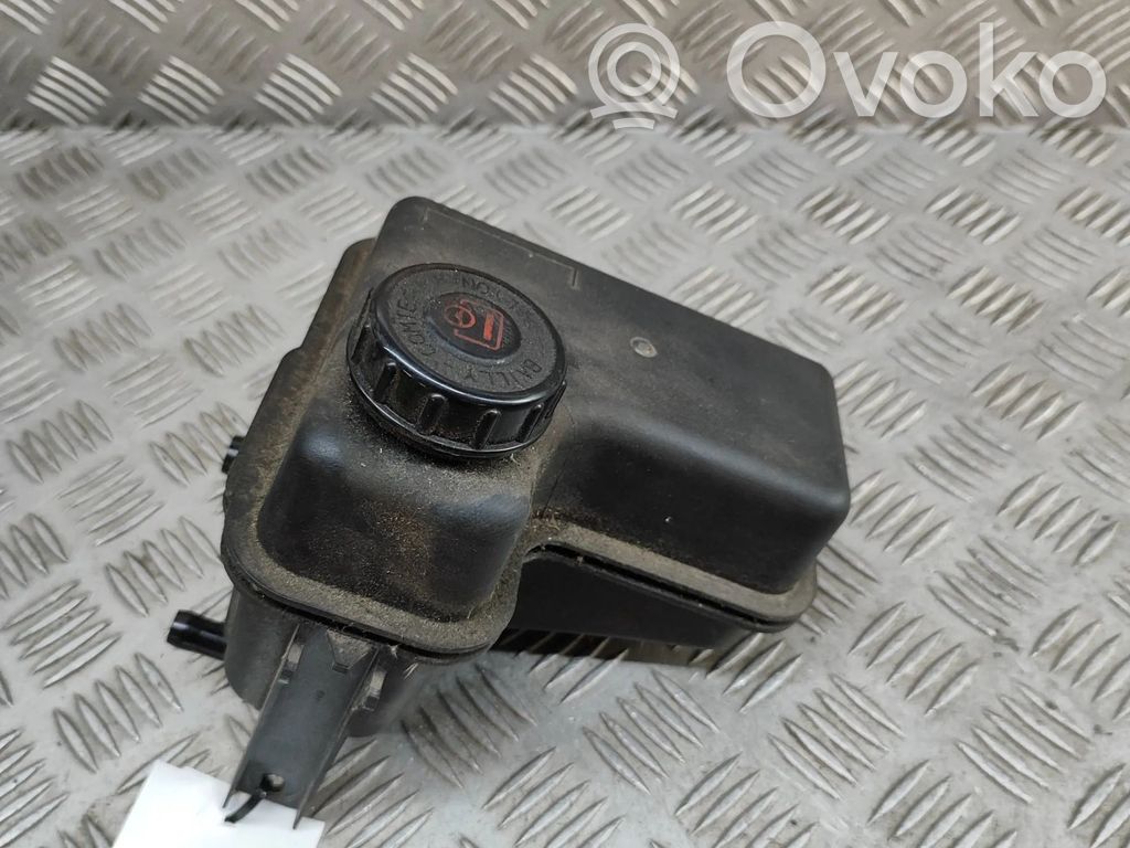 Peugeot 407 Réservoir de liquide de direction assistée