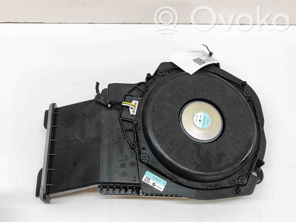 BMW X2 U10 Subwoofer 