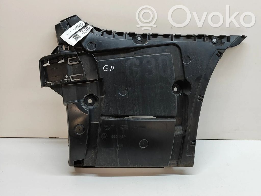 BMW 5 G30 G31 G38 Suport montare bară spate 