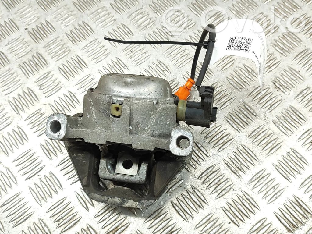 Audi A6 S6 C7 4G Engine mount bracket 